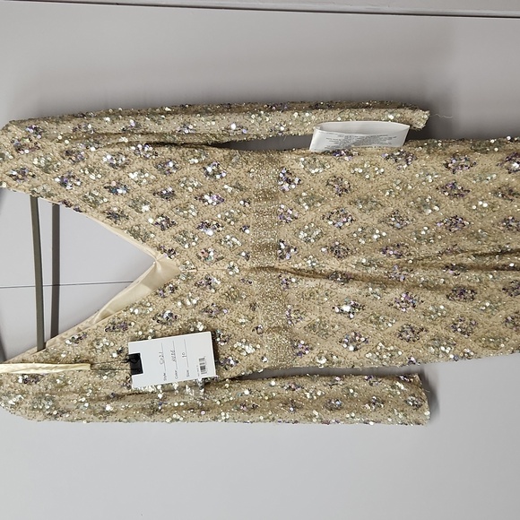 Mac Duggal Geometric Embellished Evening Gown - Picture 12 of 15